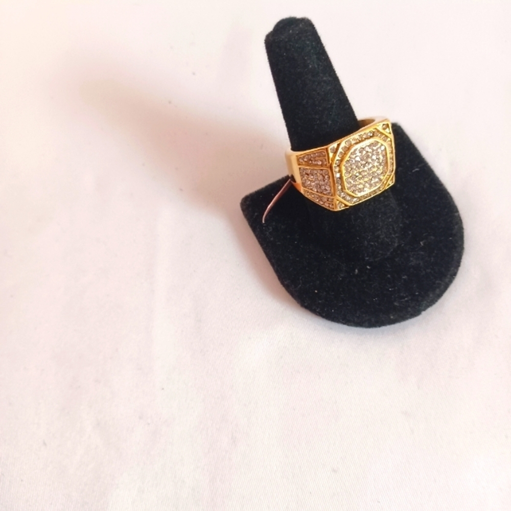 Goldtone Austrian Crystal Ring Square Stainless Steel Size 12 Original Box - Picture 2 of 5